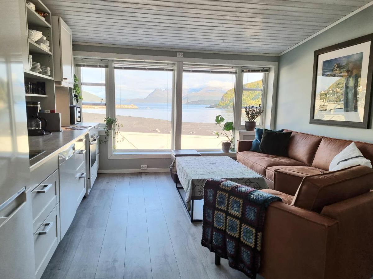 Skjervoy Loftsleilighet Midt I Sentrum מראה חיצוני תמונה